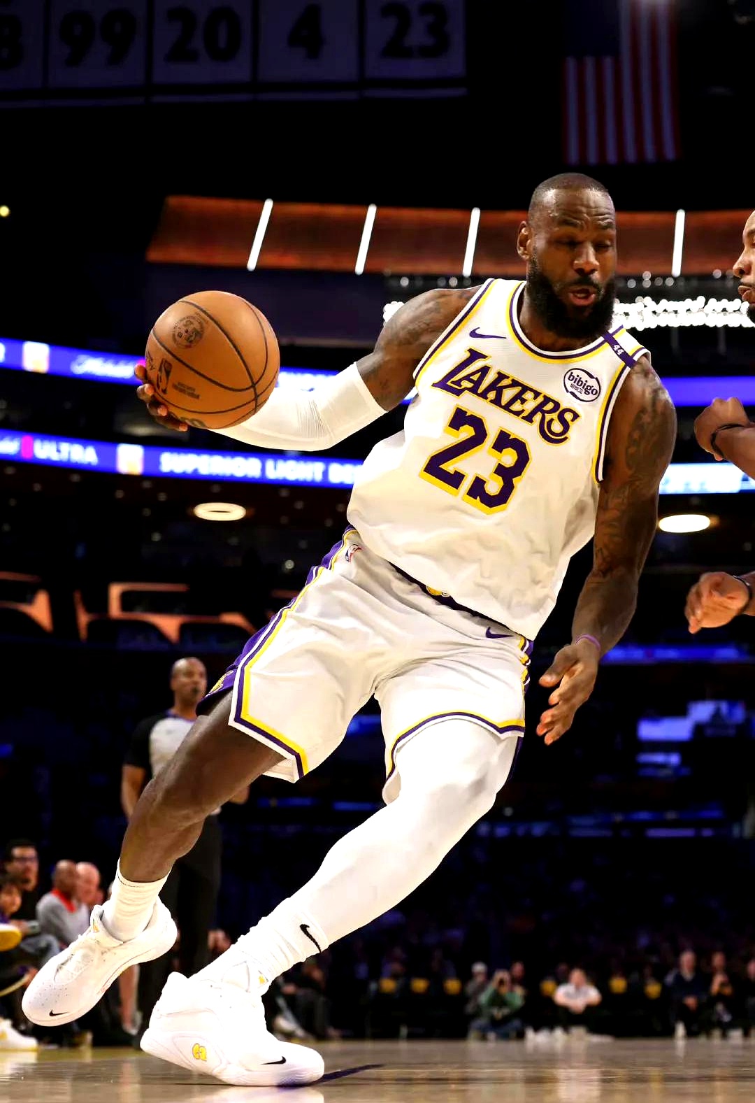 形成典型的 形成典型的